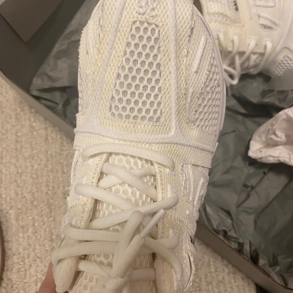 Balenciaga sneaker size 6 - Picture 7 of 16